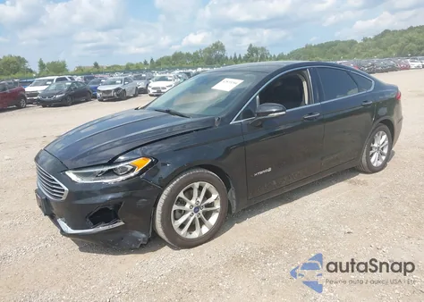 2019 Ford Fusion Hybrid Sel z USA, uszkodzony, nr VIN 3FA6P0MU4KR221161